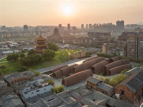  Ancient Kiln: Unearthing History and Artistic Brilliance in Jingdezhen!